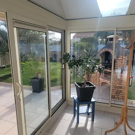 Maison Familiale Cosy Avec Jardin Proche